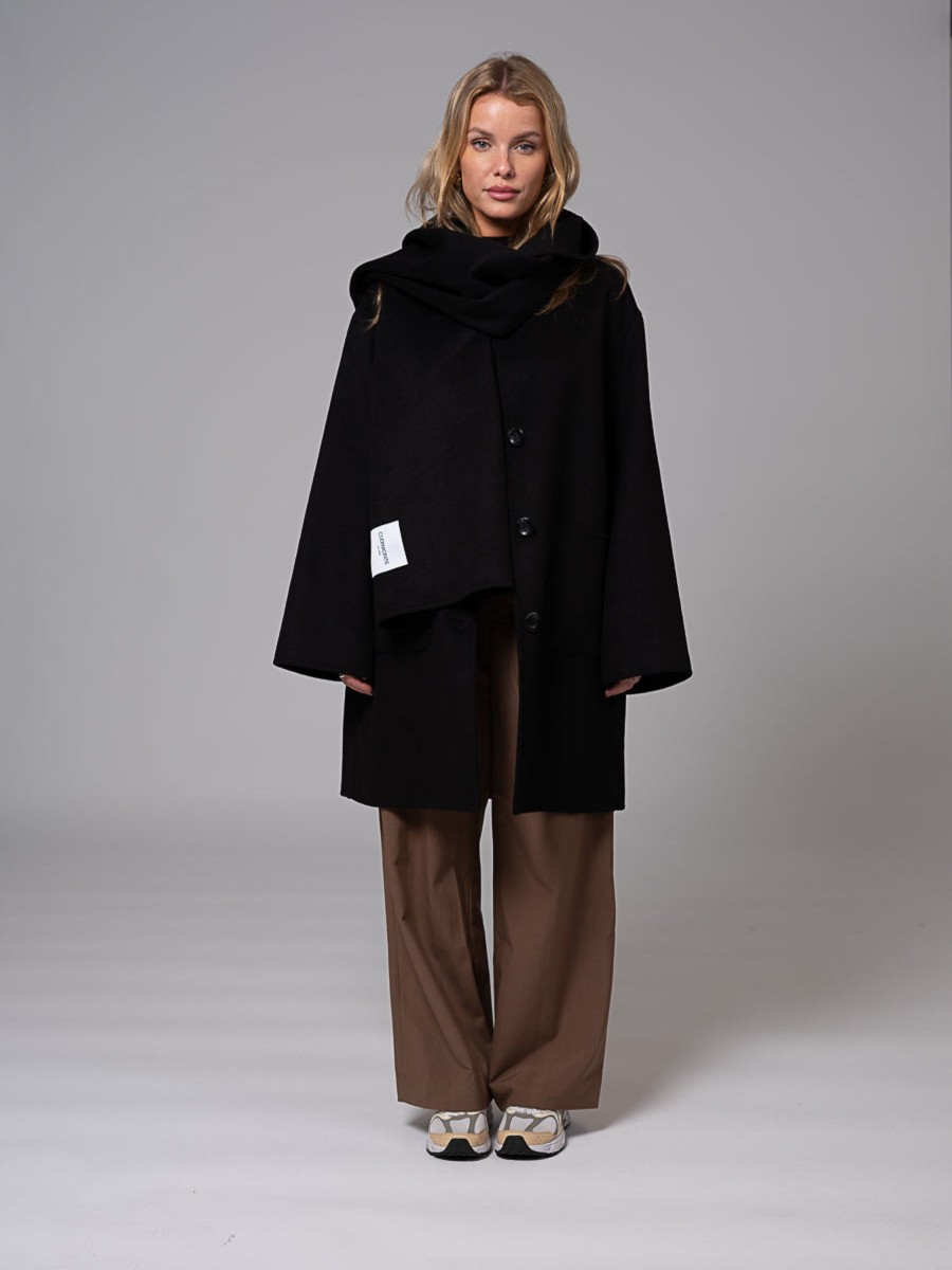 Klaer Clermonte | Sandy Wool Coat With Scarf